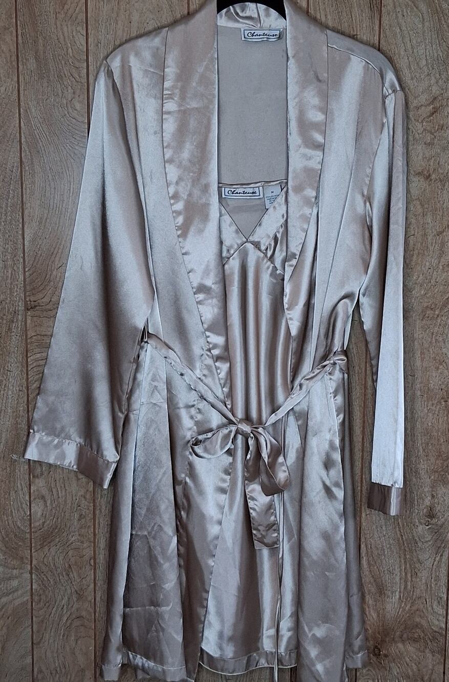 Chanteuse Intimates Chemise and Robe Set Blush Colored Size Medium